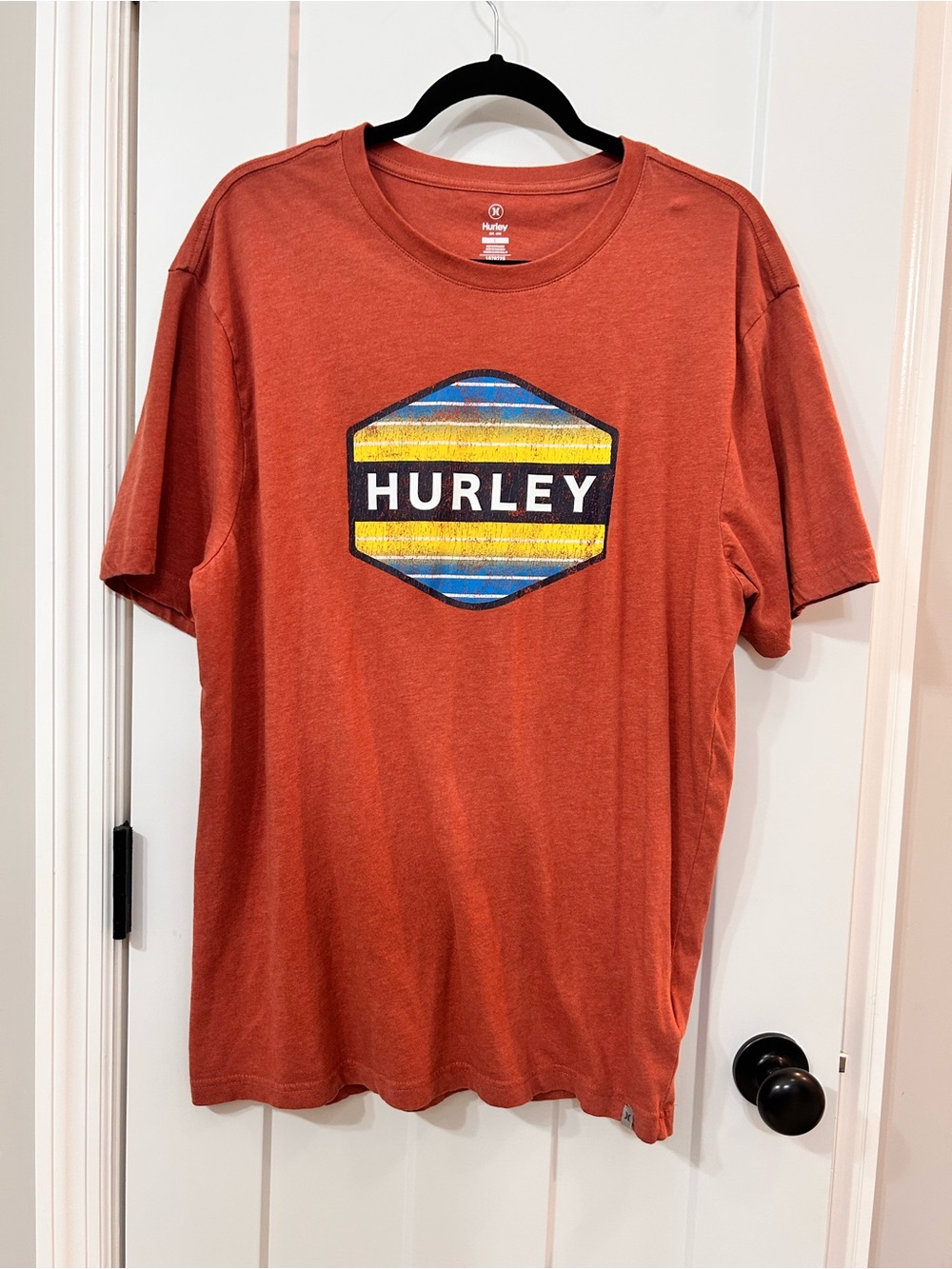 Hurley Men's Rust Short Sleeve Tee with Blue and Yellow Logo